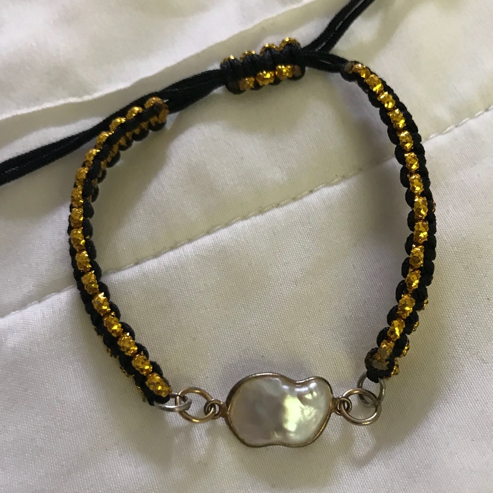 Black and Gold Mother of Pearl Bracelet.